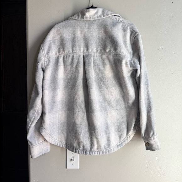 American Eagle Blue Gray Plaid Shacket Size S Cozy Oversized Button Down Jacket - Picture 7 of 7